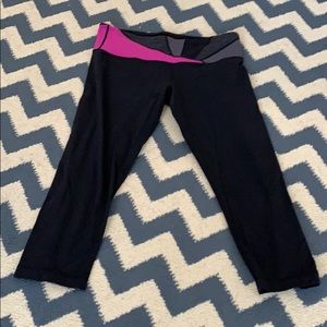 Lululemon wunder under crops size 10
